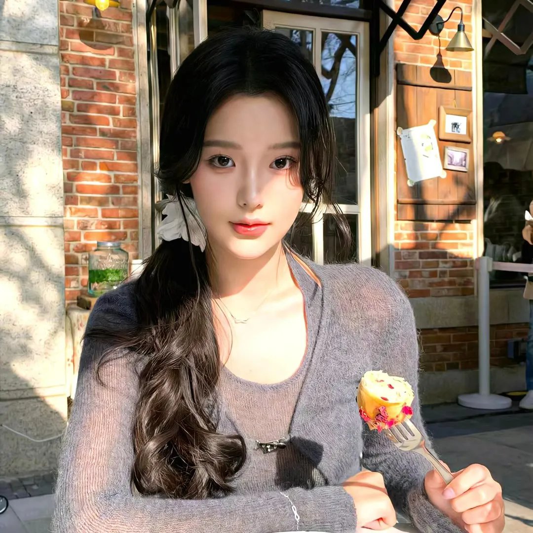 薄爷他父凭子贵啦